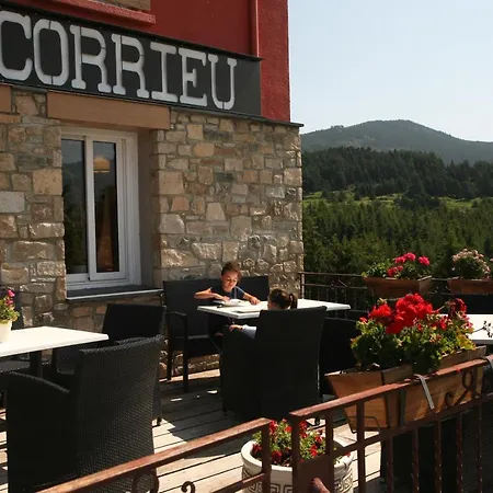 Corrieu 3*